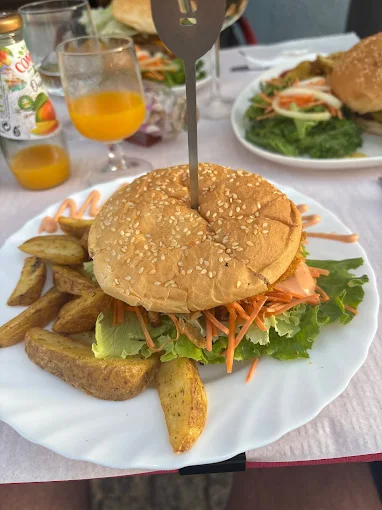 Veggie Momi — 2